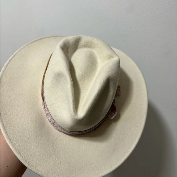 Anthropologie wool hat - Picture 3 of 3